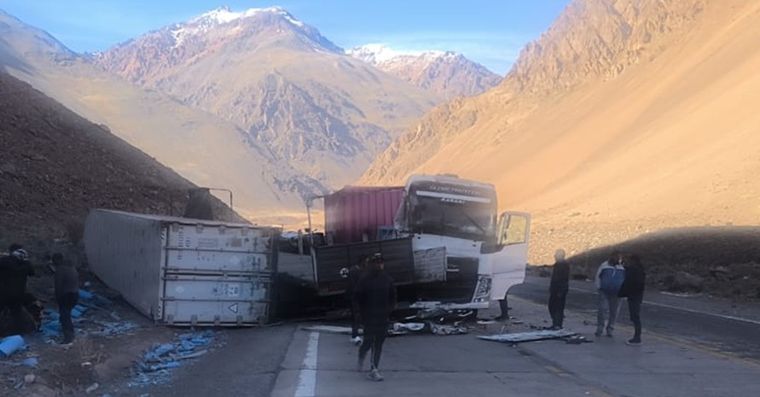 El choque de camiones se produjo esta mañana en la ruta 7