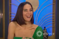 La conductora no se quedó atrás y elogió a unos de sus comensales en vivo. Foto: Foto: Captura de pantalla/ Youtube: eltrece