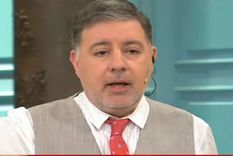 escrachan a fabian doman con fotos bizarras