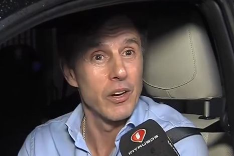 Roberto opinó duramente. Roberto opinó duramente.