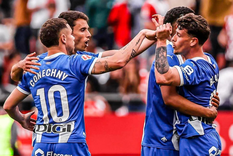 Un ex jugador de Godoy Cruz es seguido de cerca por Racing tras la salida de Maximiliano Salas. Un ex jugador de Godoy Cruz es seguido de cerca por Racing tras la salida de Maximiliano Salas.