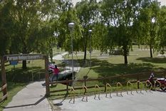 El cuerpo del hombre fue encontrado por una familia que paseaba en un parque