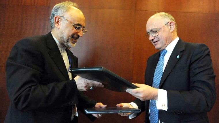 Ali Akbar Salehi y Héctor Timermann.