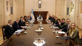 Milei encabezando una reunión de Gabinete. Milei encabezando una reunión de Gabinete.