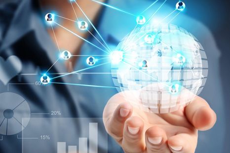 Transformar es rediseñar cómo opera la empresa haciendo uso de tecnología. Transformar es rediseñar cómo opera la empresa haciendo uso de tecnología.