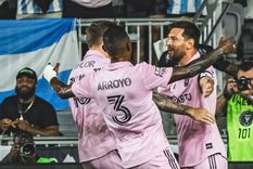 Messi celebra con Taylor tras anotar un gol con su asistencia ante Orlando. Foto: Inter Miami