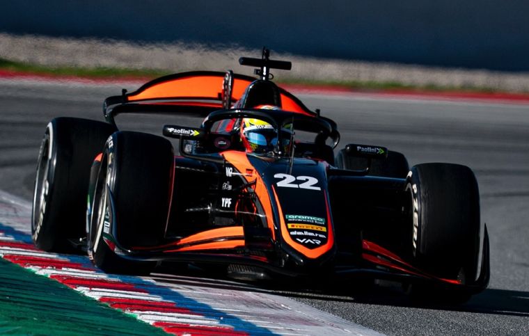 Nicolás Varrone finalizó 11º en la general del viernes en los ensayos de Fórmula 2 en Barcelona. Nicolás Varrone finalizó 11º en la general del viernes en los ensayos de Fórmula 2 en Barcelona.