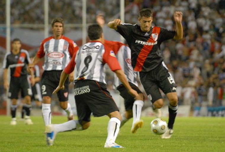 El partido que disputaron San Martín y River benefició a más de 40 instituciones sociales. Foto: Gerardo Gómez/ MDZ