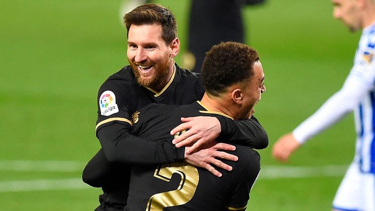 Messi abraza a Dest. Foto: FC Barcelona