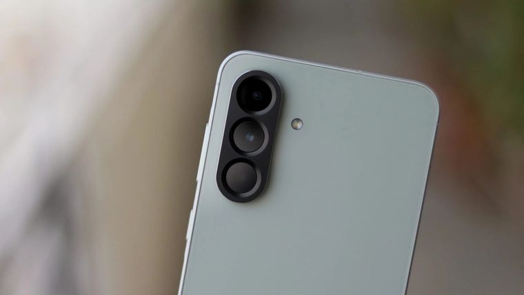 El Galaxy A57 podría estrenar el procesador Exynos 1680. El Galaxy A57 podría estrenar el procesador Exynos 1680.