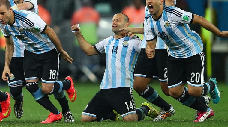 La emoción de Masche tras alcanzar la final en Brasil 2014. Foto: FIFA