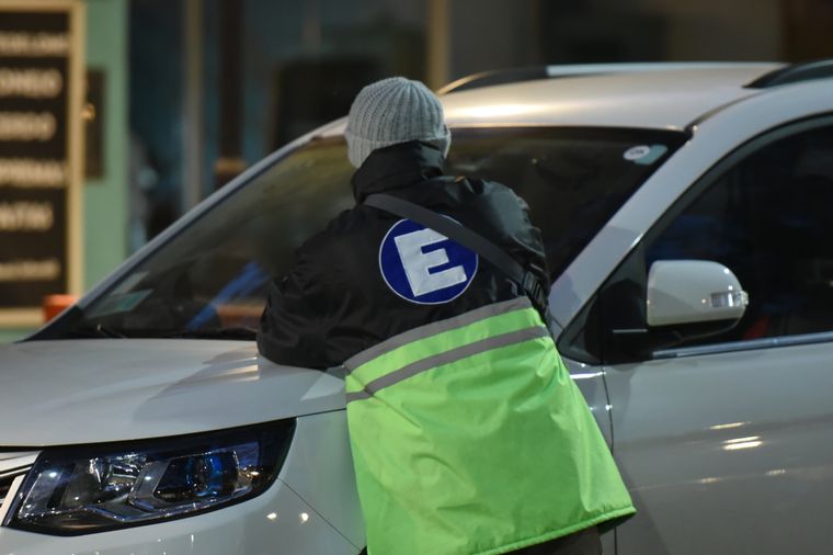 La tarjeta de estacionamiento en la Ciudad de Mendoza tiene un valor actual de $80 la media hora Foto: MDZ
