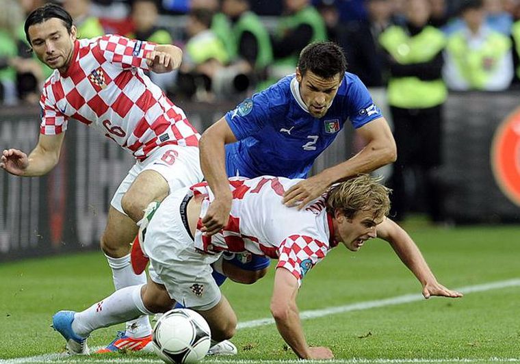 Italia y Croacia se chocaron y empataron. Foto: EFE