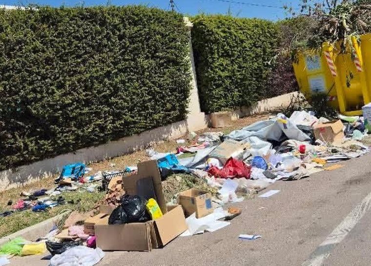Según la denuncia, el lugar se convirtió en un foco de basura y malos olores.
