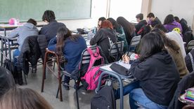 Uno de cada cinco estudiantes secundarios repitió de año en Mendoza. Uno de cada cinco estudiantes secundarios repitió de año en Mendoza.
