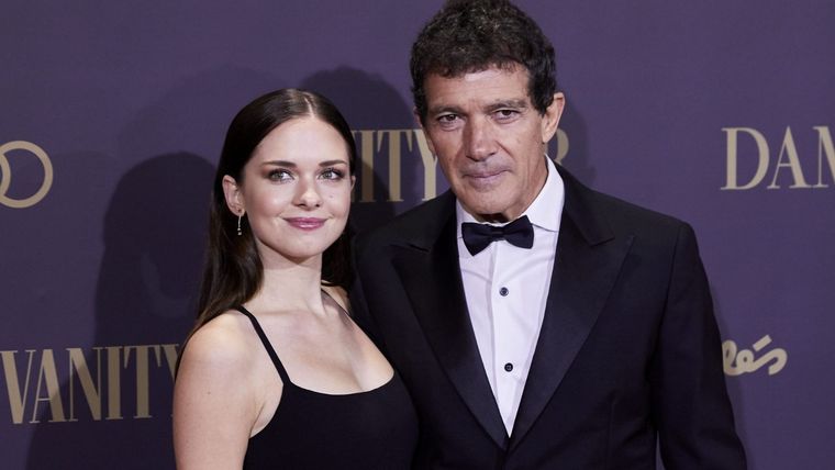 Stella, unica hija de Antonio Banderas presentó a su nuevo amor.