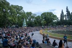 La Sparkling Big Band tocará en un escenario navideño en la Plaza Independencia.&nbsp;