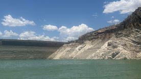Los niveles de agua en el lago Toronto, un embalse en el norte de México, están críticamente bajos, dicen los informes. Los niveles de agua en el lago Toronto, un embalse en el norte de México, están críticamente bajos, dicen los informes.