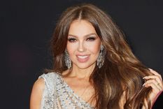 desde el gimnasio, thalia demuestra su tonificada figura