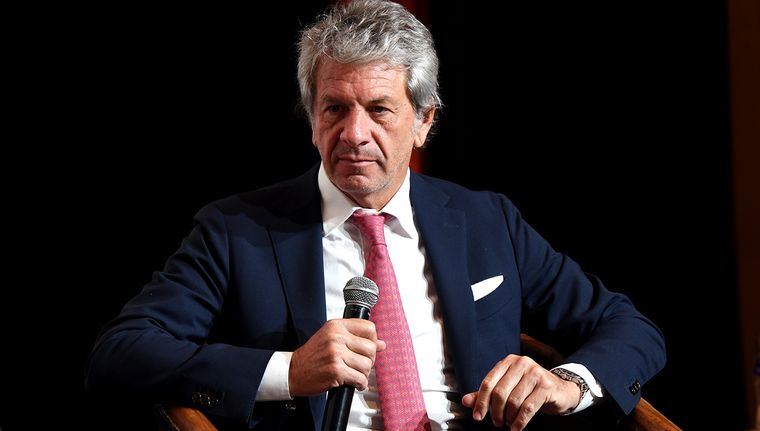 Juan Pazo asumió este lunes anunciando una reducción de su salario Foto: ALF PONCE MERCADO / MDZ