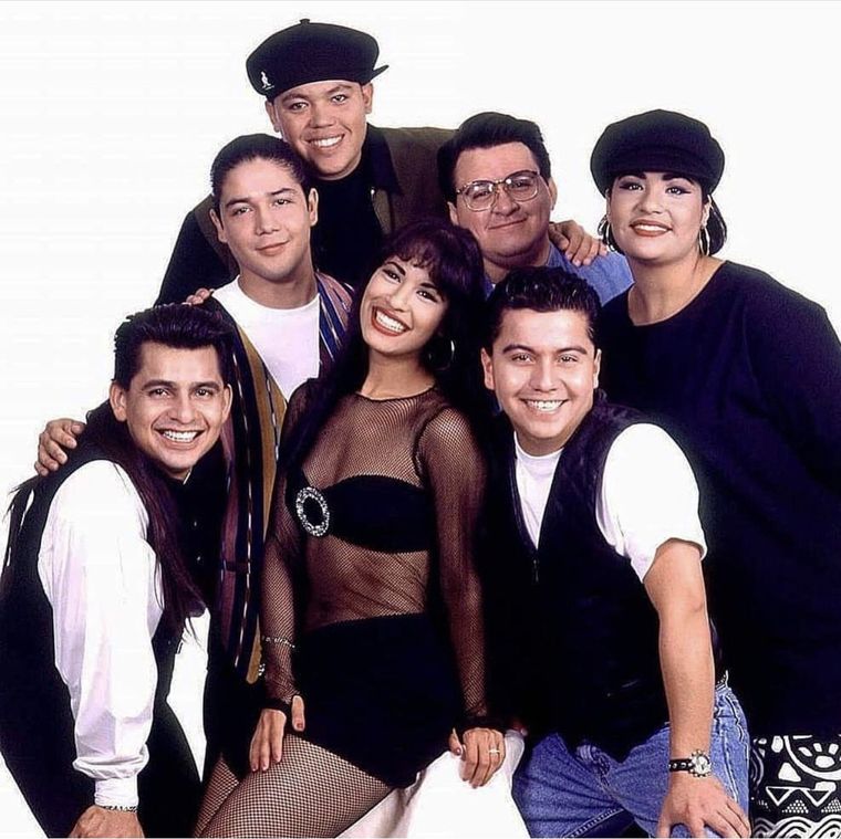 Selena Quintanilla y Los Dinos