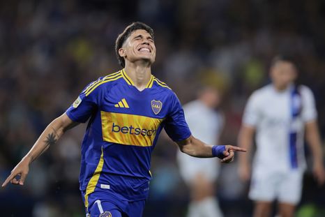 Exequiel Zeballos habló con Miguel Ángel Russo luego de ser colgado. Foto: Fotobaires Exequiel Zeballos habló con Miguel Ángel Russo luego de ser colgado. Foto: Fotobaires