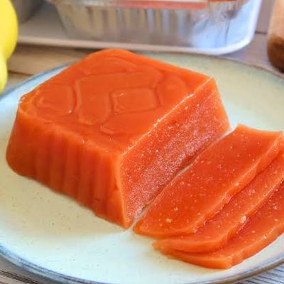 300 g de dulce de membrillo