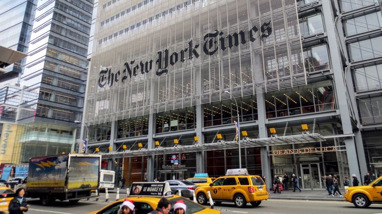 La fachada del famoso diario norteamericano. Foto: WikiArquitectura.