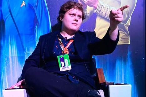 A sus 25 años, Luca Martin sigue demostrando su talento en los medios y el teatro. A sus 25 años, Luca Martin sigue demostrando su talento en los medios y el teatro.