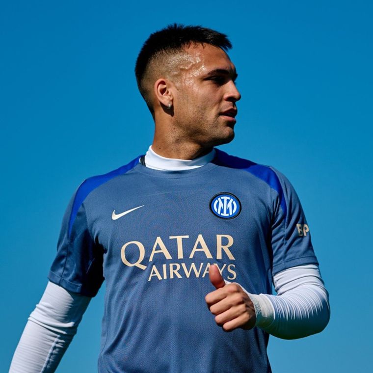 Lautaro Martínez está en duda para la revancha ante Barcelona. Foto: @Inter
