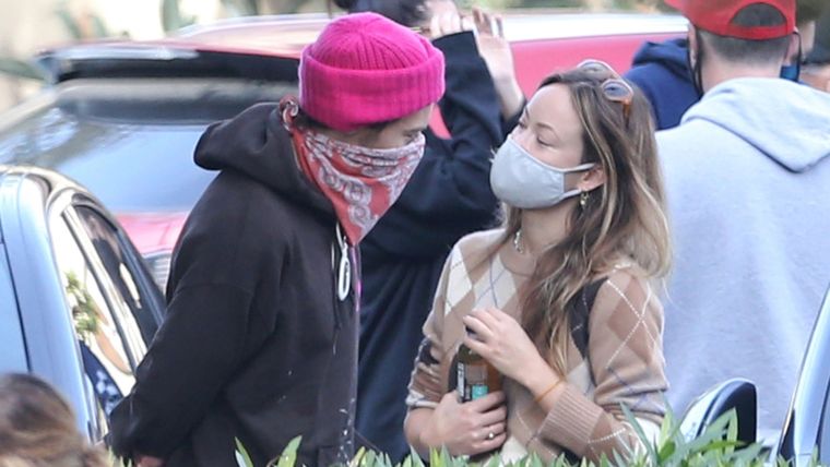 Foto: https://www.infobae.com/america/entretenimiento/2021/01/11/inseparables-las-nuevas-fotos-de-harry-styles-con-olivia-wilde/