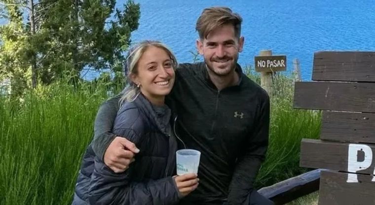 Santiago, el novio de la nutricionista que murió en Mar del Plata por intoxicación, le dedicó una sentida carta. Foto: NA
