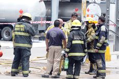 Los bomberos trabajaron en el operativo por el incendio (imagen ilustrativa) Foto: ALF PONCE MERCADO / MDZ