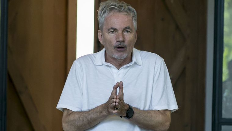 Martín Varsavsky es uno los empresarios tecnológicos más comprometidos con la Inteligencia Artificial. Invierte millones en apps dedicadas a la salud. Martín Varsavsky es uno los empresarios tecnológicos más comprometidos con la Inteligencia Artificial. Invierte millones en apps dedicadas a la salud.