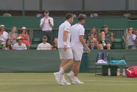 Navone se quedó sin respuestas y Djokovic arrasó en Londres Navone se quedó sin respuestas y Djokovic arrasó en Londres