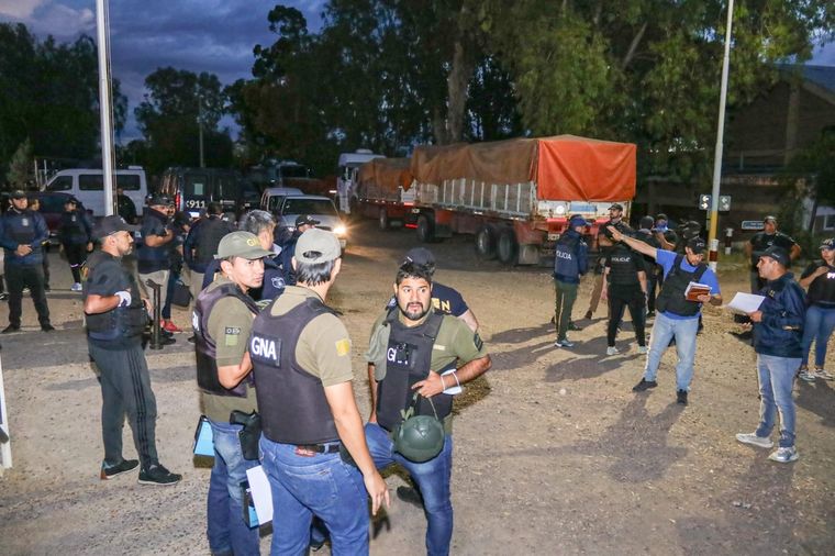 Las fuerzas en el lugar. Foto: Ministerio de Seguridad