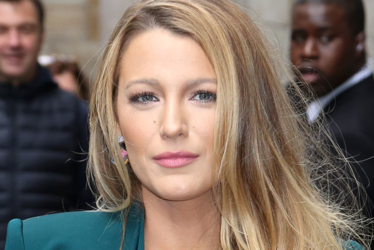 BLAKE LIVELY SE ENOJÓ CON LA PRENSA. LA ACTRIZ ENVIÓ UN CONTUNDENTE MENSAJE EN REDES SOCIALES.