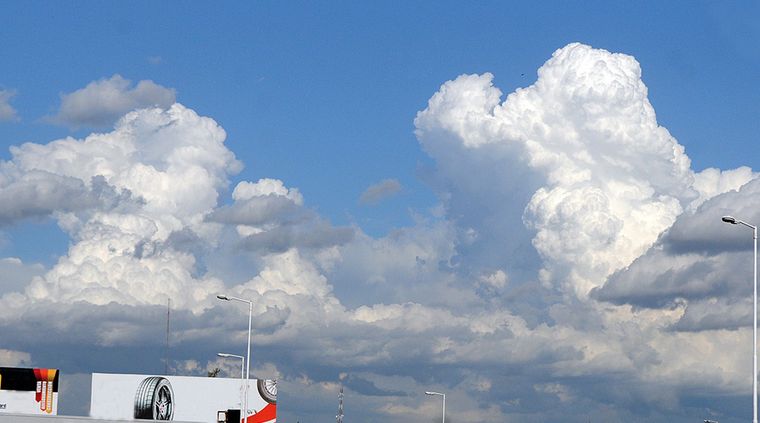 Las lluvias seguirán el fin de semana Foto: ALF PONCE MERCADO / MDZ