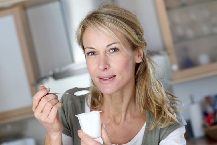Con la menopausia pueden aparecer problemas bocudentales Foto: Shutterstock Con la menopausia pueden aparecer problemas bocudentales Foto: Shutterstock