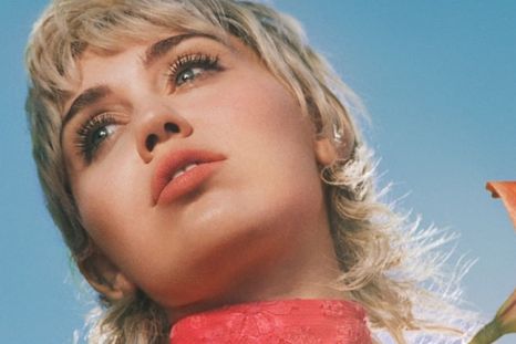 Miley Cyrus es la primera artista hecha en Avatar para Gucci Foto: Fuente: Imagen / @guccibeauty