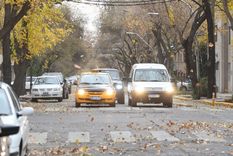 Por el viento Zonda suspendieron la clases de un departamento. Por el viento Zonda suspendieron la clases de un departamento.