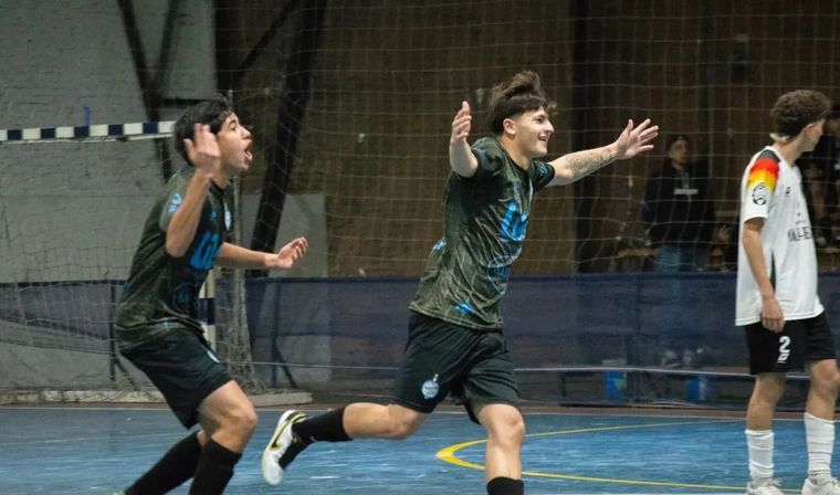 Jockey le ganó al Club Alemán la gran final del Nacional de Clubes c-17 de futsal. Jockey le ganó al Club Alemán la gran final del Nacional de Clubes c-17 de futsal.