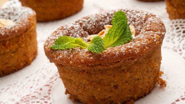 Bizcochuelo de almendras  La elaboración requiere de tan solo 5 ingredientes Foto: hogarmania.com