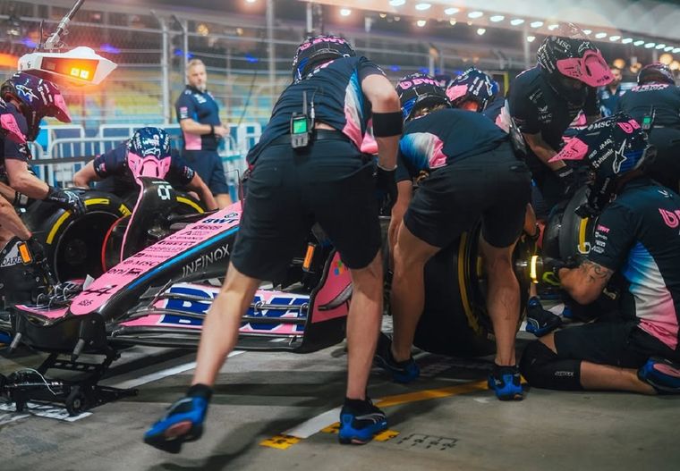 Alpine no se caracteriza por tener buenas detenciones. Alpine no se caracteriza por tener buenas detenciones.