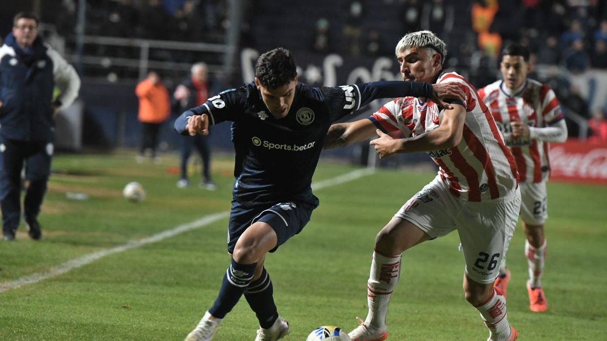 Las mejores fotos de la noche en el Gargantini: pasión, bronca y emoción