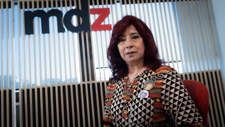 Silvia Irigaray es la madre de Maxi Tasca, uno de los jóvenes asesinados en la Masacre de Floresta el 29 de diciembre del 2001. Foto: Analía Melnik/ MDZ