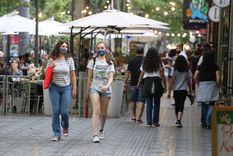 El uso de barbijo se popularizó durante la pandemia de Covid 19.