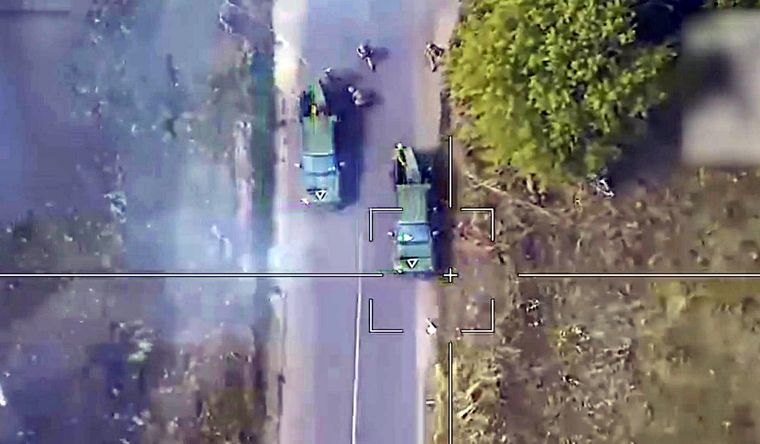 Un dron Lancet listo para atacar un lanzador de misiles móvil de las Fuerzas Armadas de Ucrania en la zona fronteriza de la región de Kursk. Foto: Efe.
